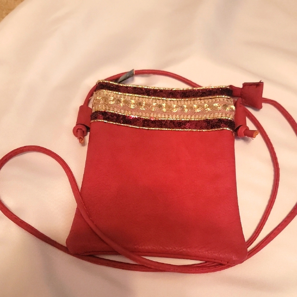 Elegant Red and Gold Women's Crossbody Bag